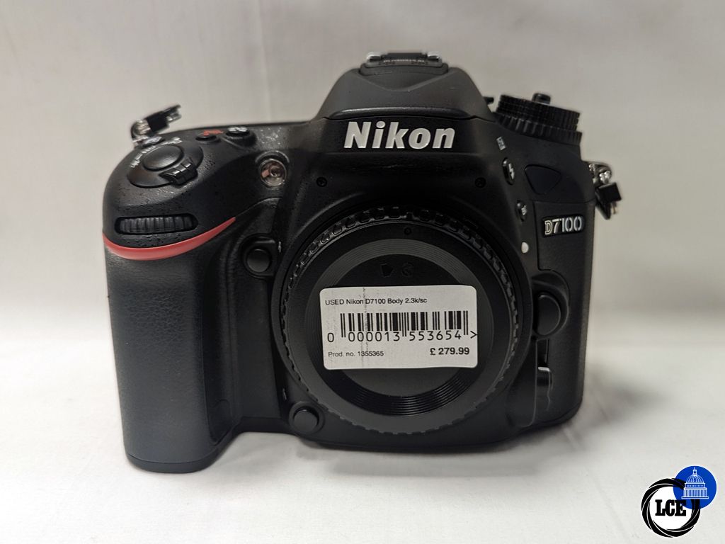 Nikon D7100 Body Low 2.3k Shutter Count